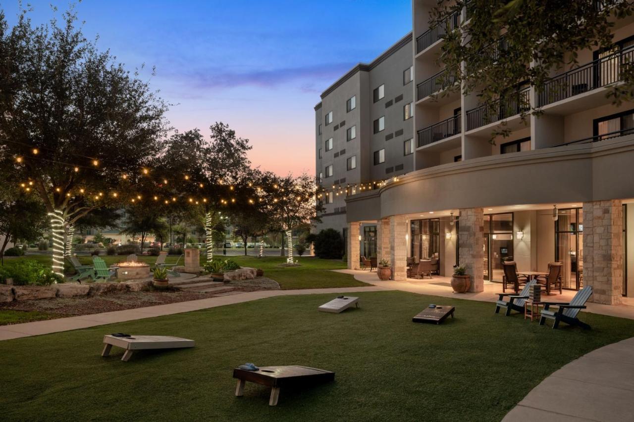 Hotel Courtyard By Marriott San Antonio Six Flags At The Rim Extérieur photo